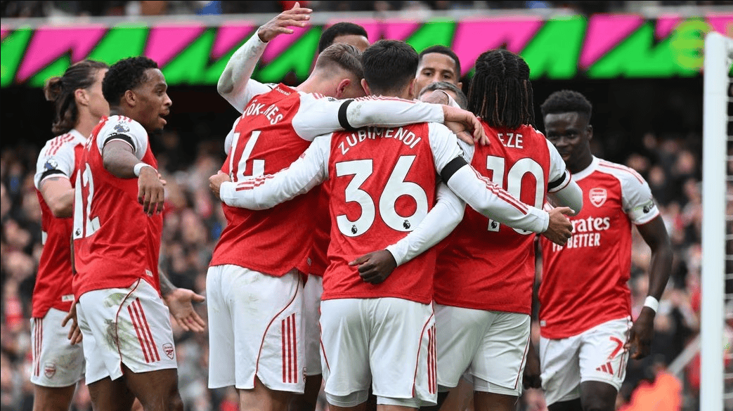 1-5, 0-1! ยักษ์ใหญ่พรีเมียร์ลีกมูลค่า 1.3 พันล้านปอนด์เผชิญหน้ากับคู่ปรับสำคัญ, การปะทะกันของยักษ์ใหญ่ในแชมเปียนส์ลีกมูลค่า 17.1 พันล้านปอนด์ – CCTV5 ไม่ถ่ายทอดสด อาร์เซนอล พบ บาเยิร์น มิวนิค