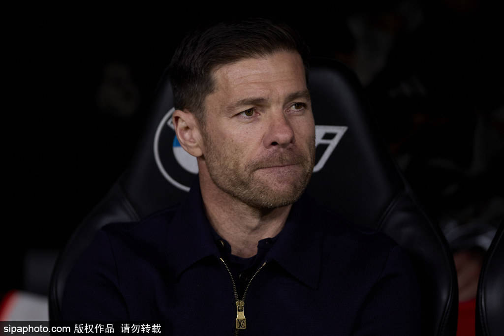 มัลดินีแสดงความสิ้นหวังเกี่ยวกับเรอัล มาดริด โดยชี้เฉพาะผู้เล่นหลายคน: 