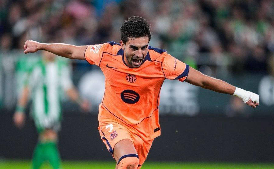 บาร์เซโลนาจัดการกลับมาอย่างน่าทึ่งด้วยการทำประตูห้าลูกเพื่อคว้าชัยชนะ โดยกองหน้าดาวเด่น เฟร์ราน ตอร์เรส ทำแฮตทริกเพื่อผลักดันทีมไปสู่ชัยชนะในลาลีกาเป็นครั้งที่หกติดต่อกันและรักษาตำแหน่งผู้นำที่แข็งแกร่งของพวกเขาไว้