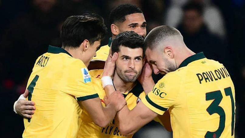 การกลับมาอย่างน่าตื่นเต้นของมิลาน: การเปลี่ยนแทคติกของอัลเลกรีและการเปลี่ยนตัวที่สำคัญของพูลิซิช_การแข่งขัน_อินเตอร์ มิลาน_นาโปลี