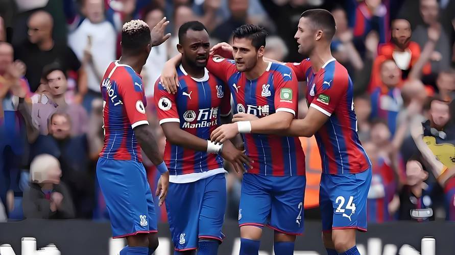 บุนเดสลีกา: ไฟร์บวร์ก พบ โบรุสเซีย ดอร์ทมุนด์ – วิเคราะห์การแข่งขัน: การป้องกัน, กองกลาง, ฟอร์ม