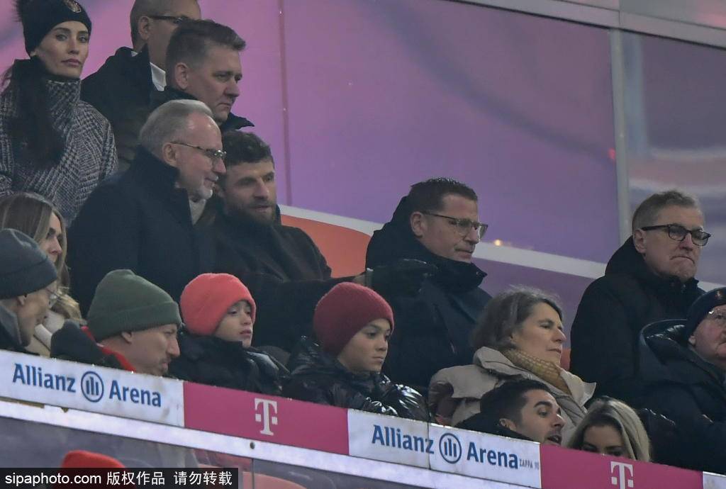 เปิดเผยอันดับผู้รักษาประตูบุนเดสลีกา: นอยเออร์หรือโคเบล – ใครคือผู้ครองบัลลังก์สูงสุด? _แมตช์_ กูลาคซี่ เบามันน์