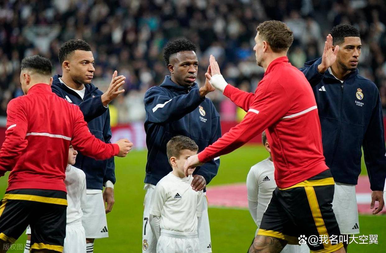 เรอัล มาดริด คว้าชัยชนะในนาทีสุดท้ายเหนือ ราโย บาเยกาโน่! ความจริงปรากฏขึ้นในที่สุด ทำให้แฟนบอลตะลึงงัน! _ผู้เล่น_เบลลิงแฮม_แชมเปียนส์ลีก