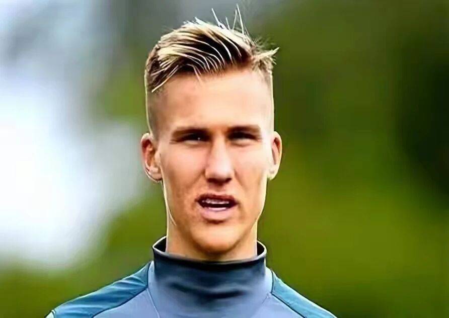 กลุ่มนักเตะฟุตบอลของนอร์เวย์กำลังเติบโตอย่างรวดเร็ว! ฮาแลนด์นำด้วยมูลค่า 200 ล้านยูโร มีนักเตะ 17 คนที่มีมูลค่ามากกว่า 10 ล้านยูโร _เดกรอฟ_ เล่นให้กับ RB ไลป์ซิก