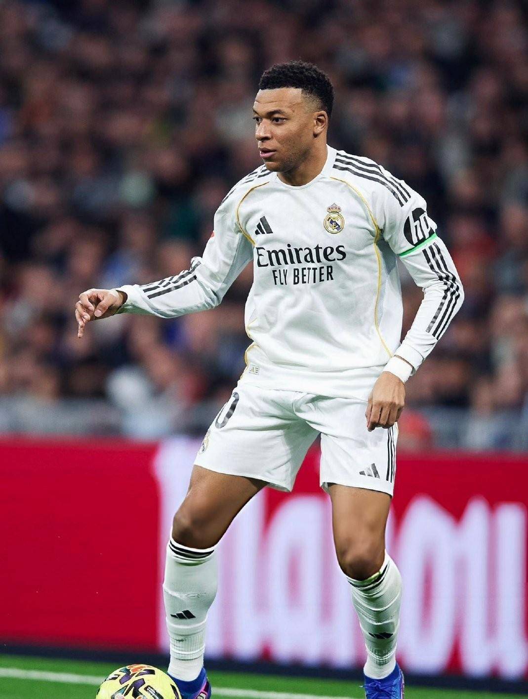 ประตูชัยในนาทีที่ 100! เรอัล มาดริด 2-1 เรอัล เบติส, เบลลิงแฮมน้ำตาซึมหลังออกจากสนามเนื่องจากอาการบาดเจ็บ ขณะที่การแข่งขันชิงแชมป์ลาลีกาถึงจุดเดือด_ช่วงทดเวลา_จุดโทษ_เบอร์นาเบว