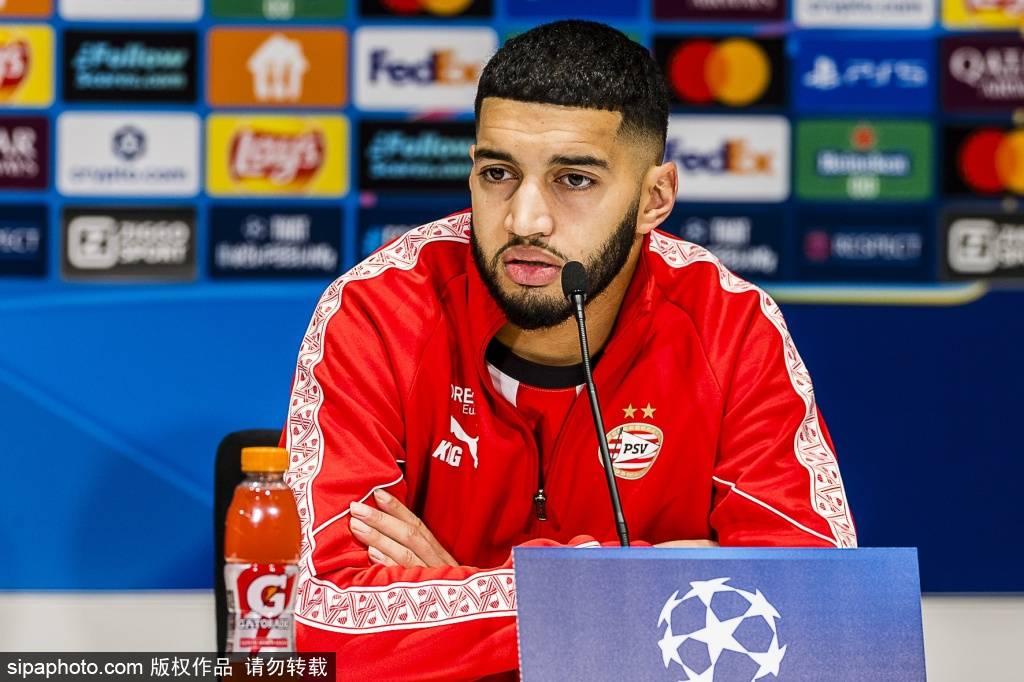 การวิเคราะห์เชิงลึกของฮาร์แมนเกี่ยวกับปัญหาการต่อสัญญาของปาเมคาโน่: ความสับสนและความท้าทายของบาเยิร์น แฟนบอล | อนาคต | แชมเปียนส์ลีก